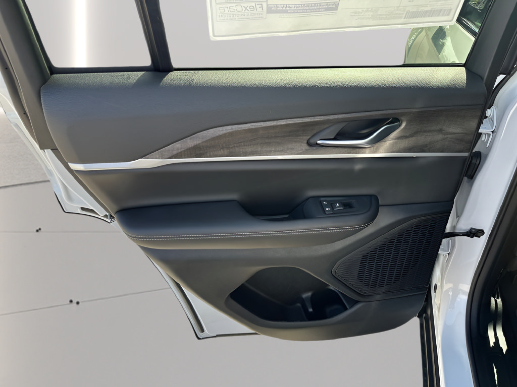 New 2026 Jeep Grand Cherokee Altitude RWD image 33