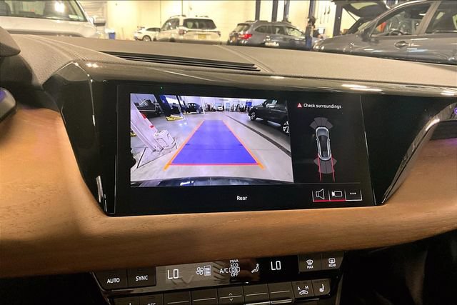 Certified 2024 Audi e-tron GT Premium Plus w/ Executive Package AWD/4WD image 21