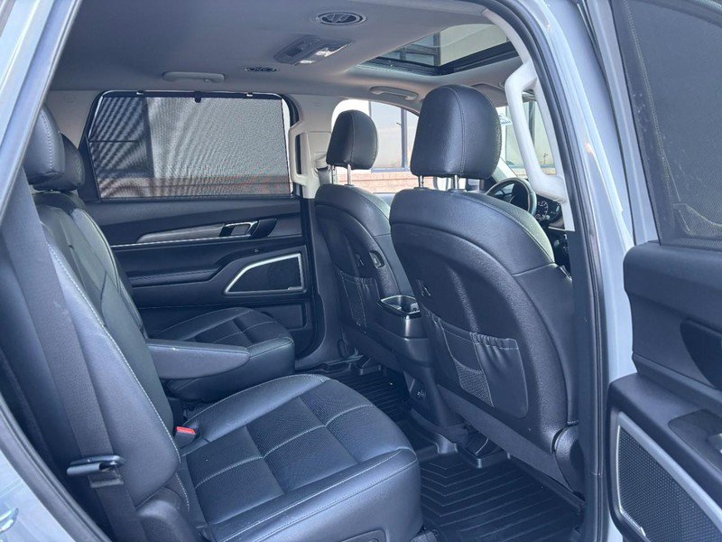 Used 2021 Kia Telluride EX w/ EX Premium Package AWD/4WD image 11