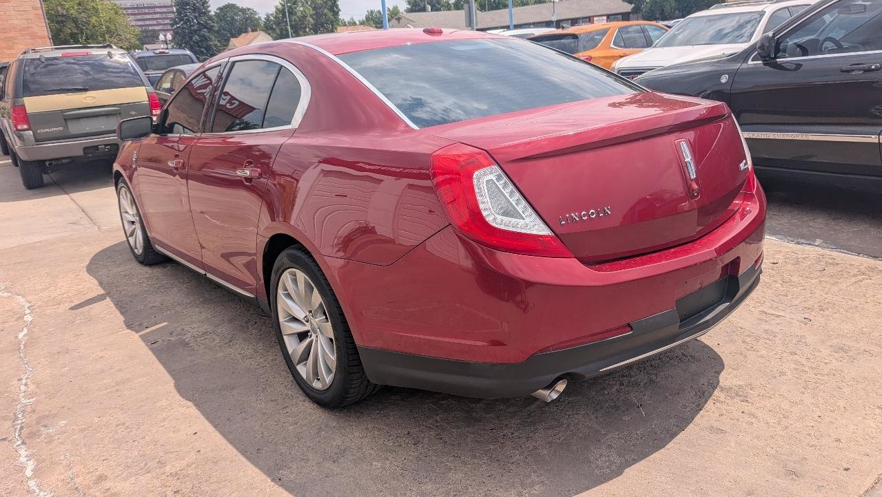 Used 2013 Lincoln MKS FWD image 7