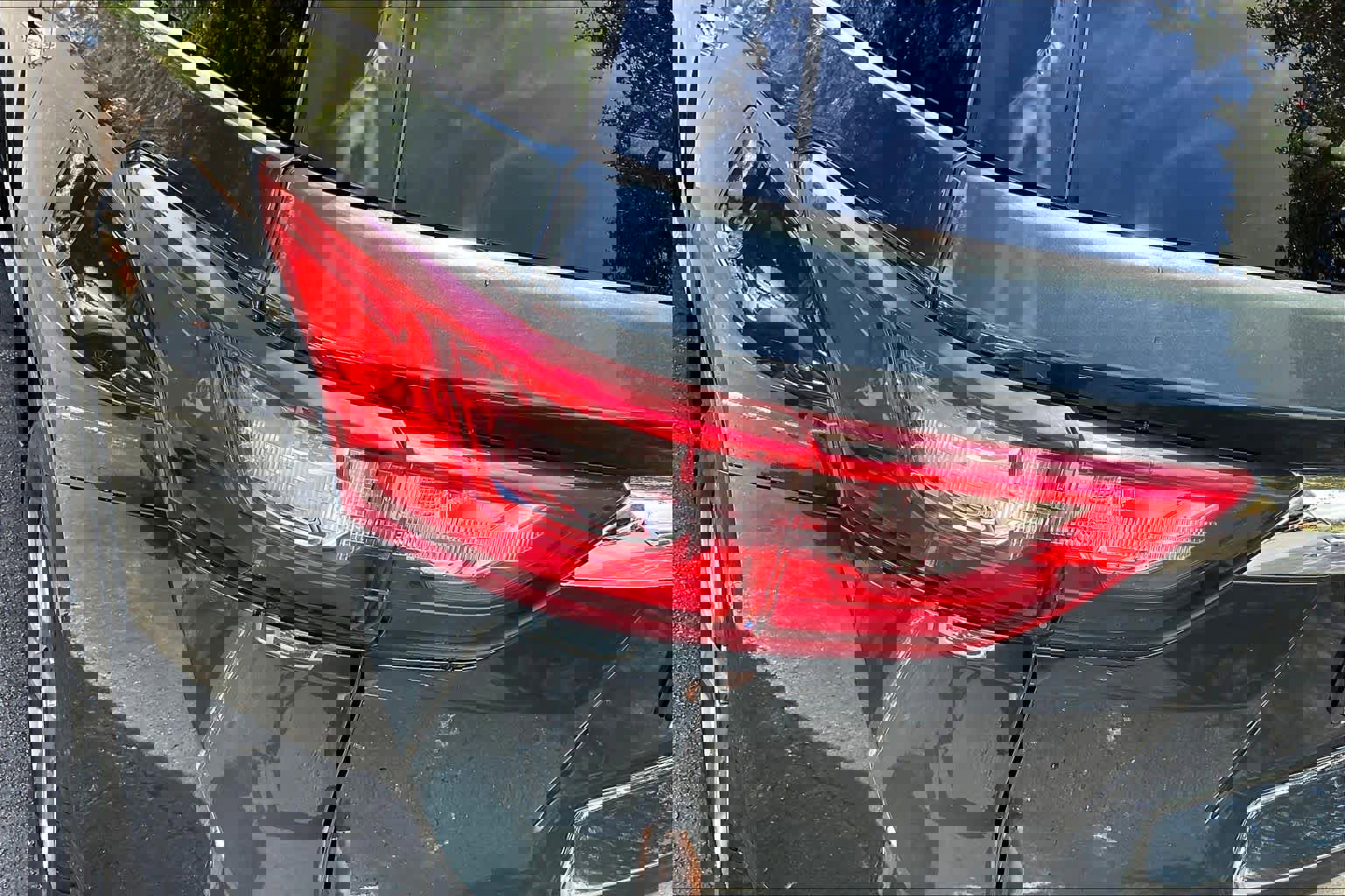 Used 2019 Chevrolet Traverse Premier w/ Driver Confidence II Package image 29