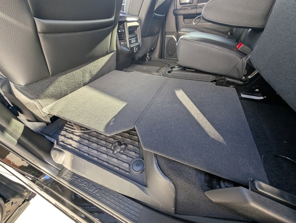New 2025 RAM 2500 Laramie image 18
