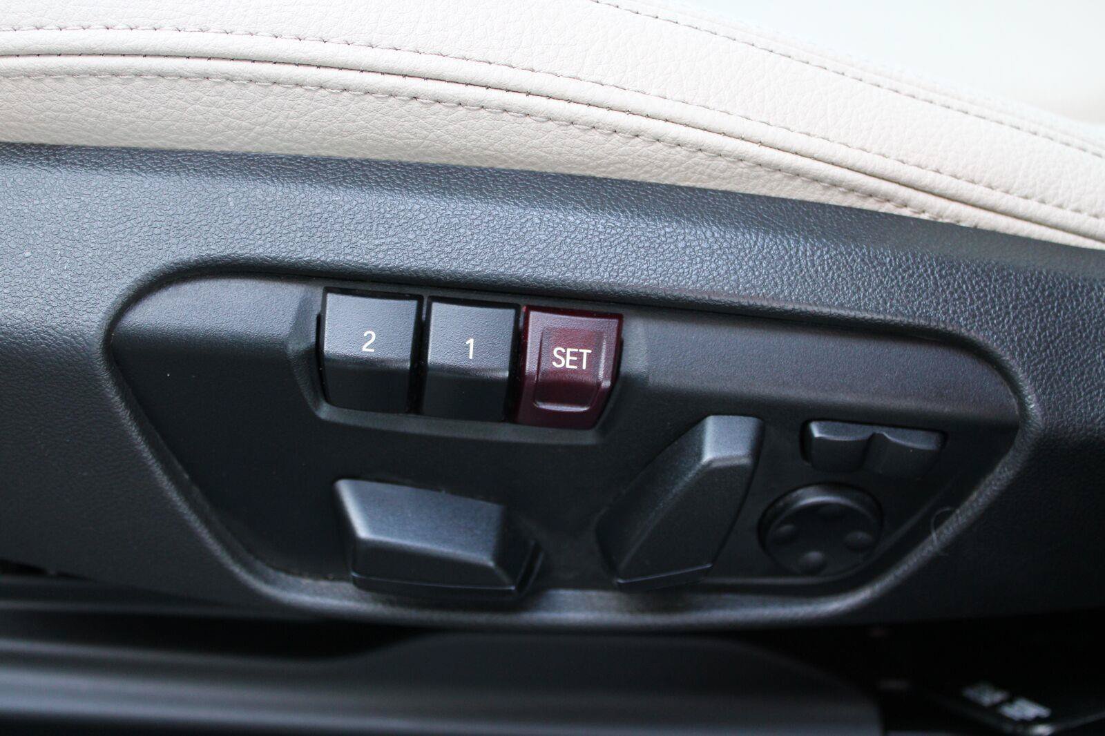 Used 2020 BMW X1 sDrive28i w/ Convenience Package FWD image 37