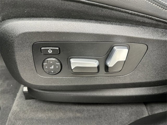 Used 2019 BMW X5 xDrive40i w/ Premium Package 2 image 12