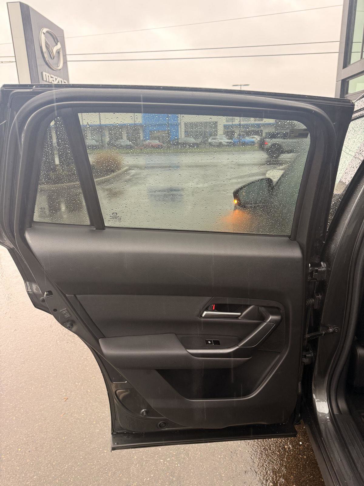 Used 2025 MAZDA CX-50 AWD 2.5 Hybrid w/ Weather Package image 10