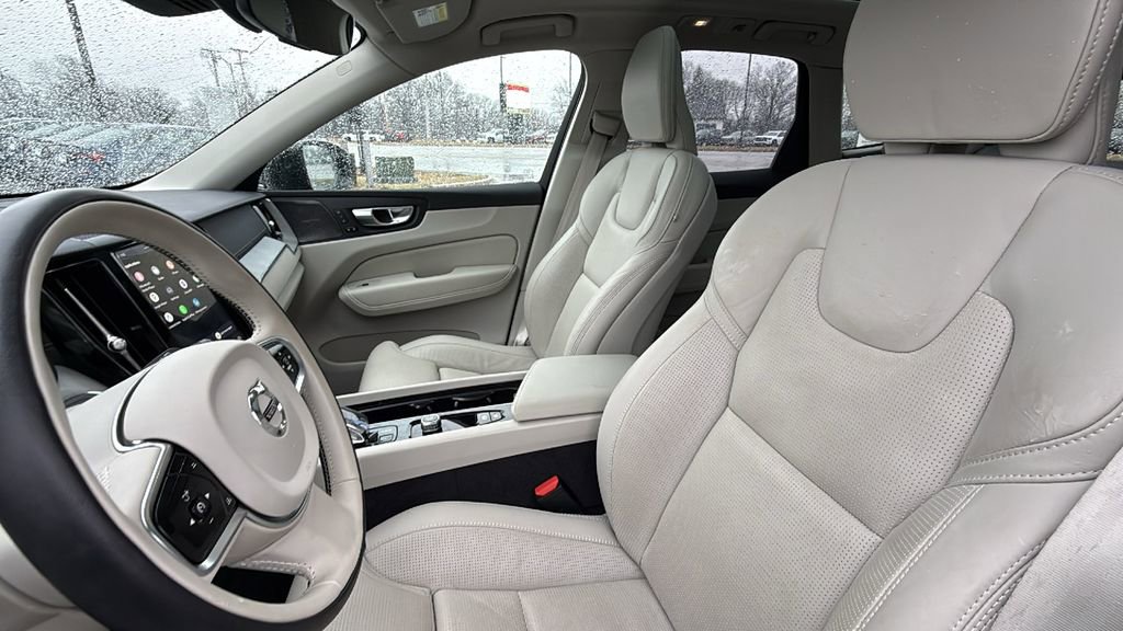 Certified 2024 Volvo XC60 T8 Ultimate w/ Climate Package image 24