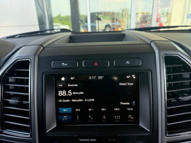 Used 2018 Ford Expedition XLT w/ Equipment Group 202A RWD image 32