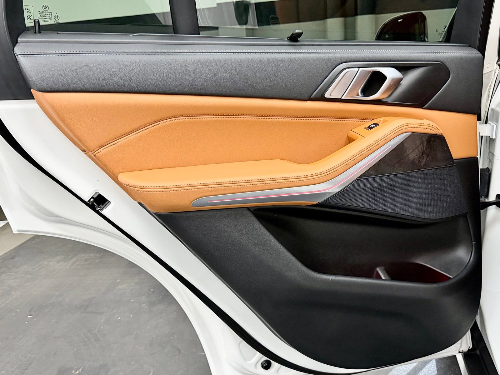 Used 2023 BMW X5 sDrive40i w/ Premium Package image 41