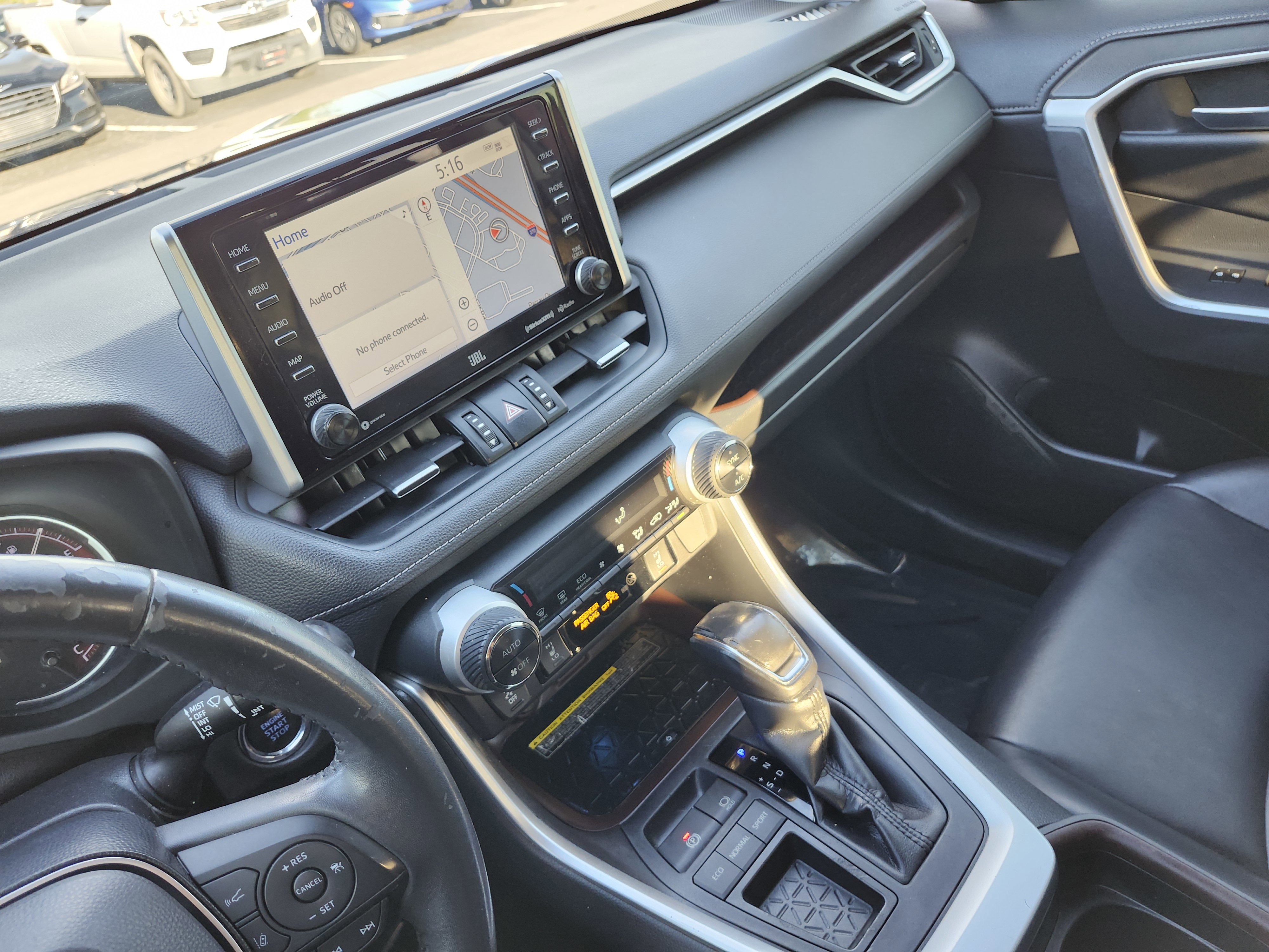 Used 2019 Toyota RAV4 Limited w/ Advanced Technology Package FWD image 33