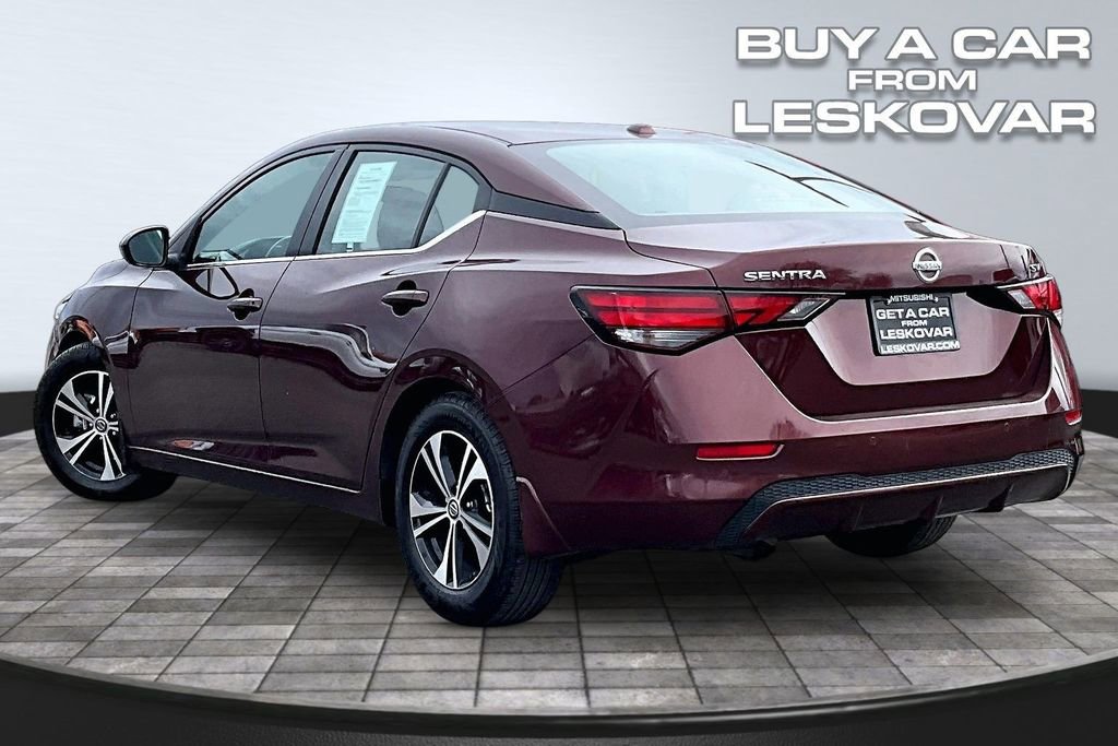Used 2022 Nissan Sentra SV image 2