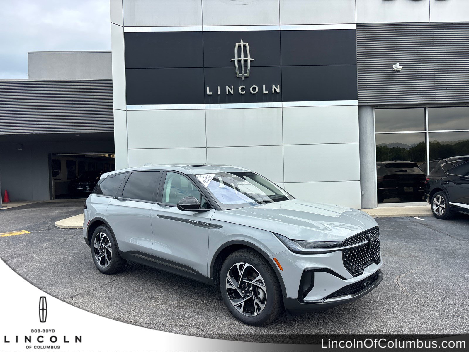 New 2026 Lincoln Nautilus Premier w/ Equipment Group 102A AWD/4WD image 1