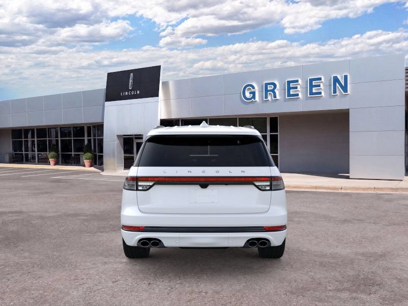 New 2026 Lincoln Aviator 2WD w/ Jet Appearance Package image 6