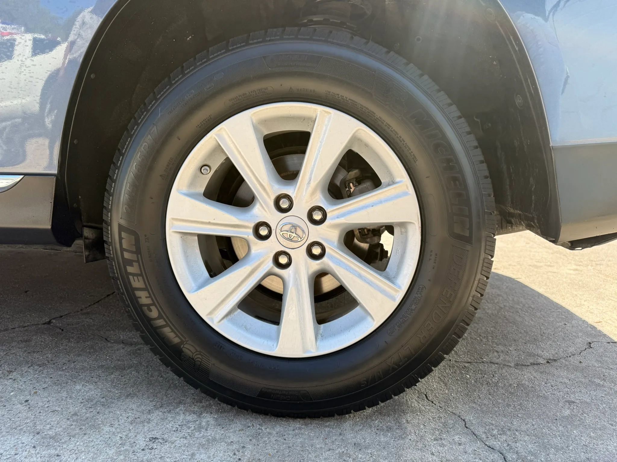 Used 2013 Toyota Highlander SE image 26