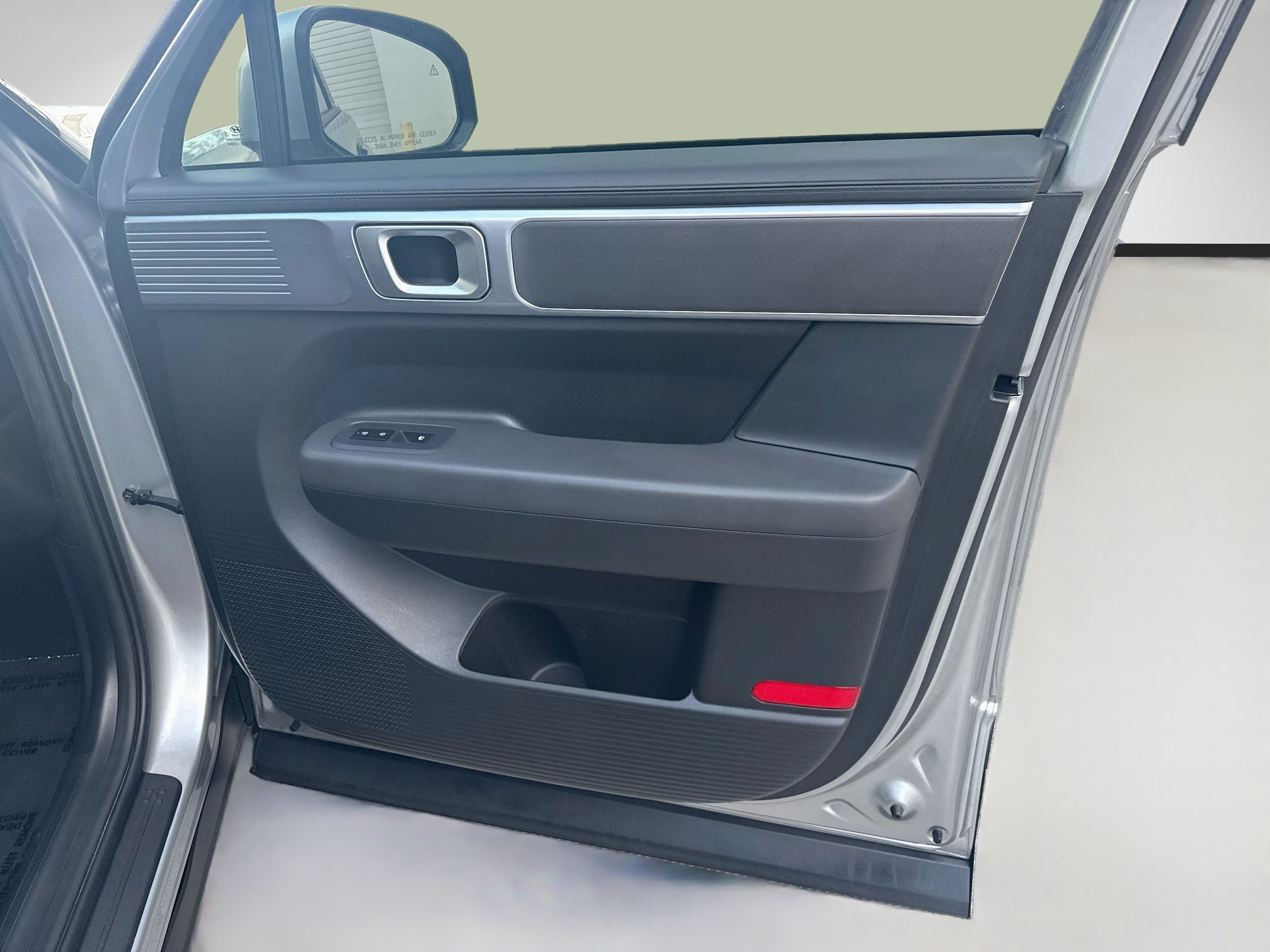Used 2024 Hyundai Santa Fe SE FWD image 30