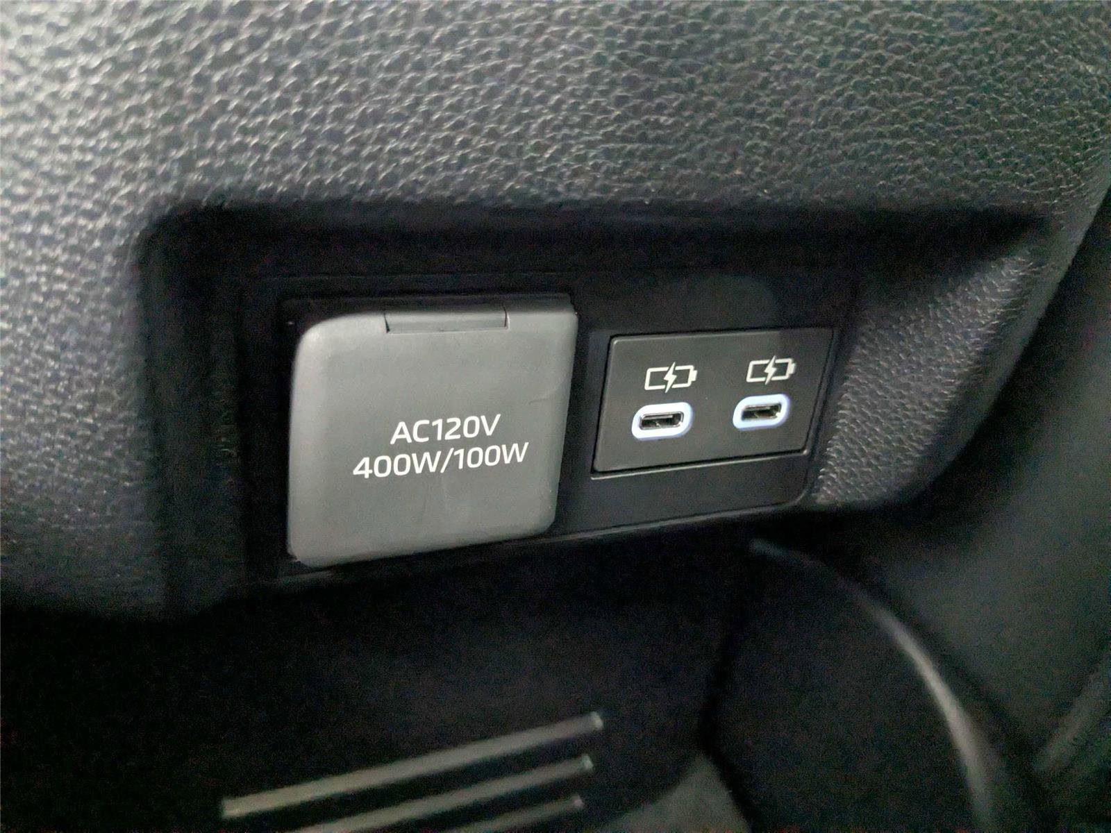 Used 2025 Toyota Tacoma Limited AWD/4WD image 37
