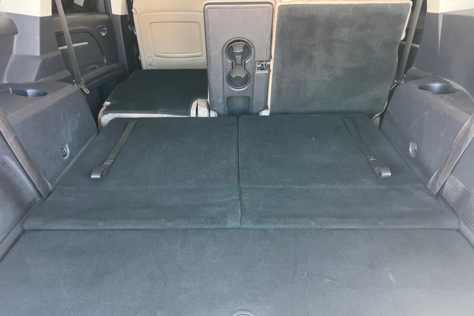 Used 2010 Dodge Journey SXT w/ Flexible Seating Group FWD image 16