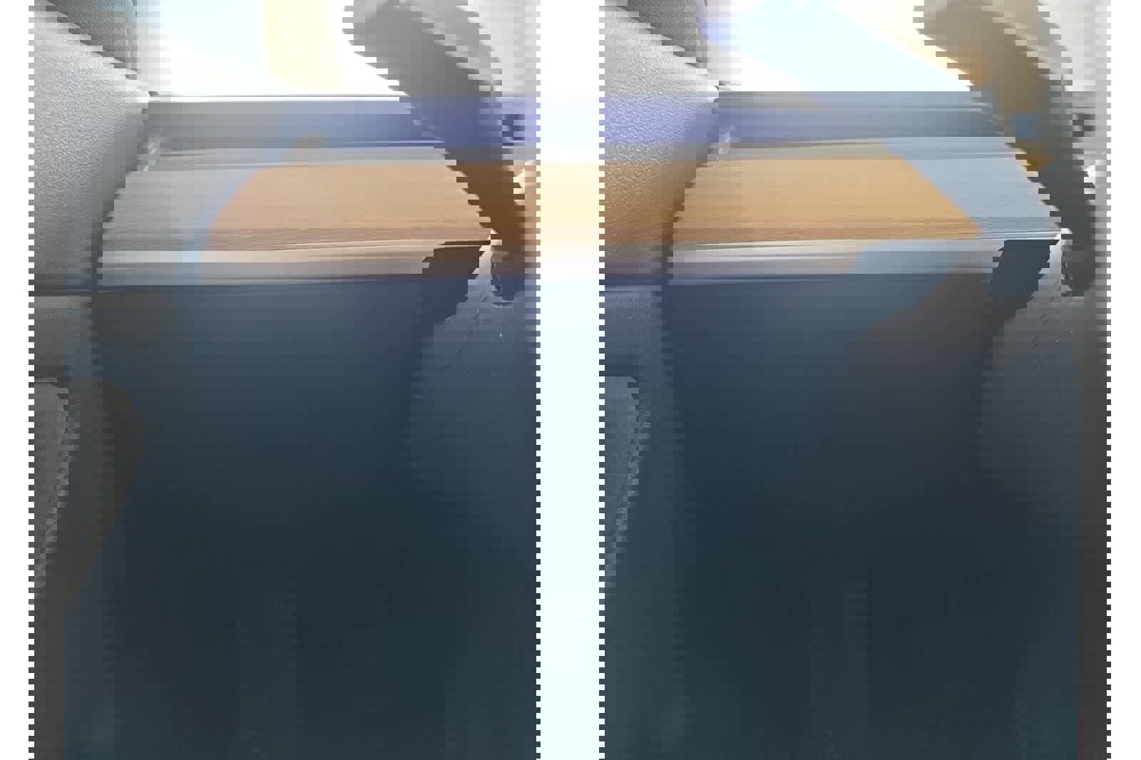 Used 2019 Tesla Model 3 Standard Range image 27