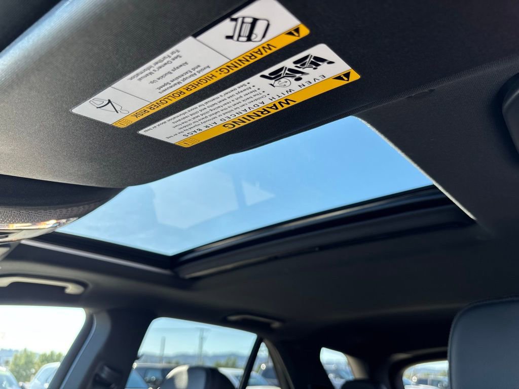 Used 2025 Mercedes-Benz GLE 450 4MATIC image 12