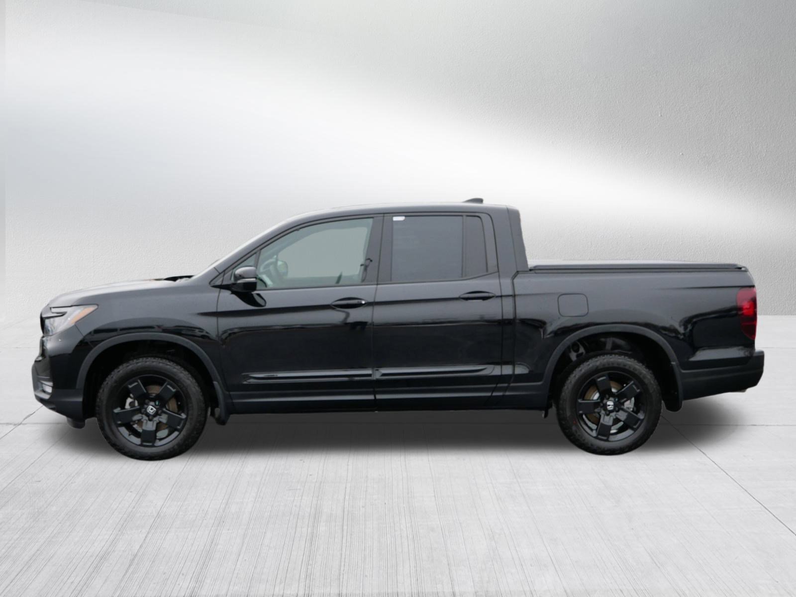 Certified 2026 Honda Ridgeline Black Edition image 4