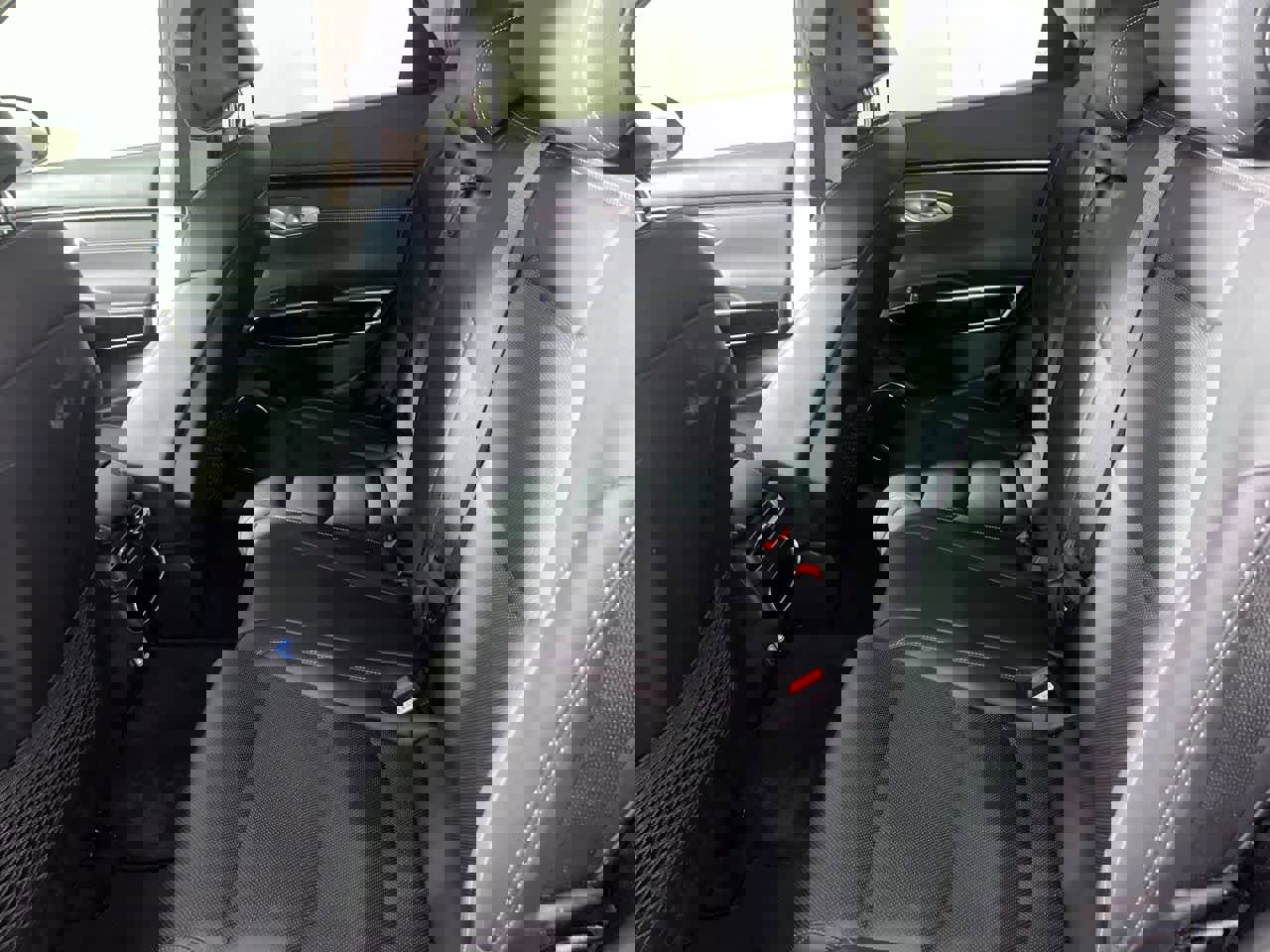 Used 2025 Genesis GV70 2.5T image 25