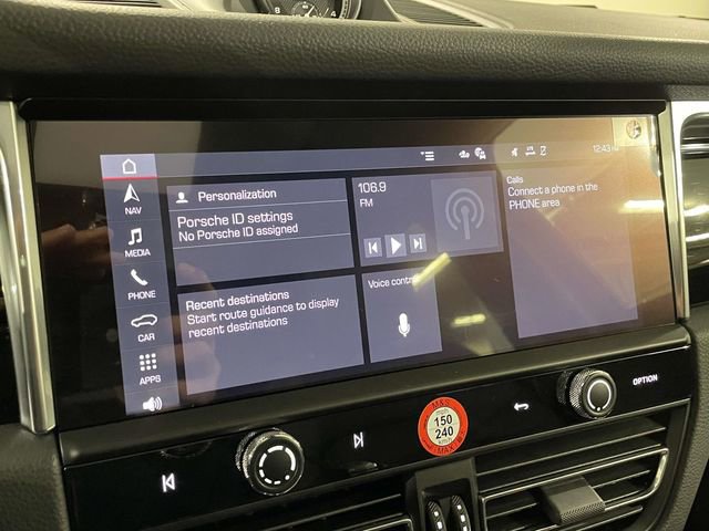 New 2026 Porsche Macan image 28