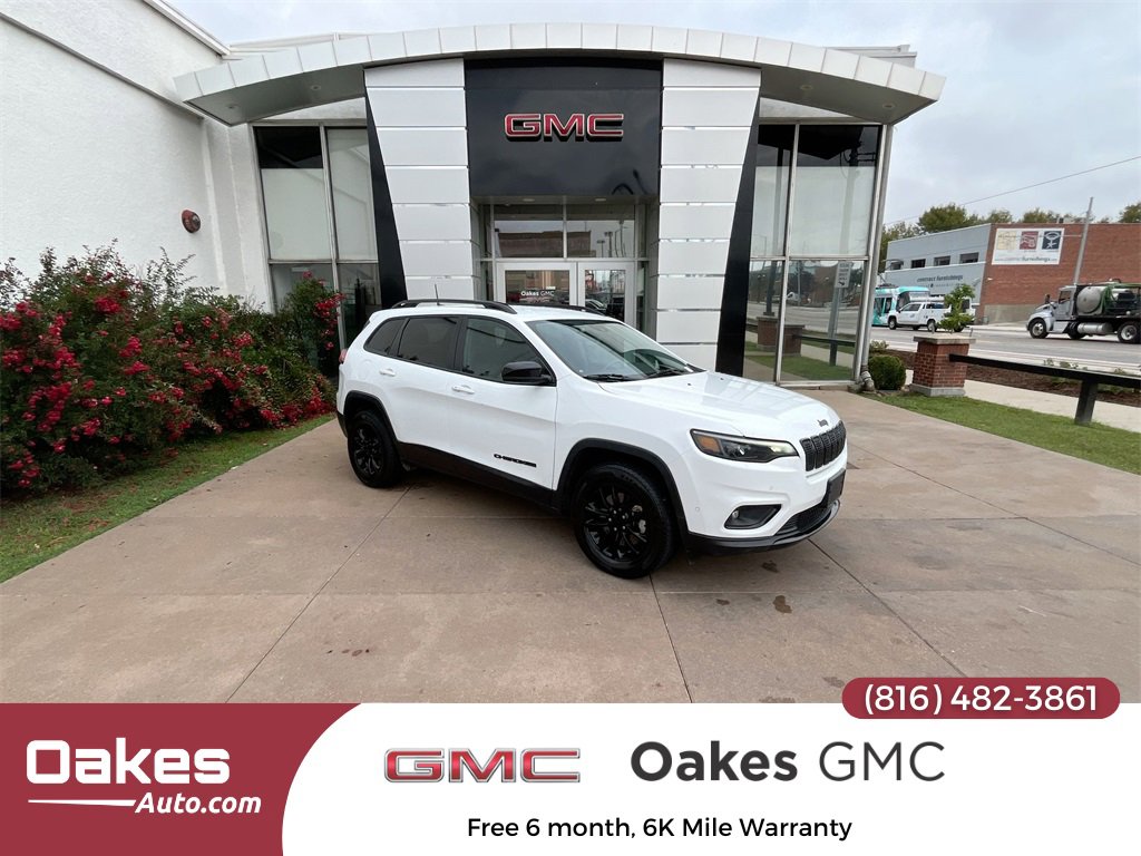 Used 2023 Jeep Cherokee Altitude Lux