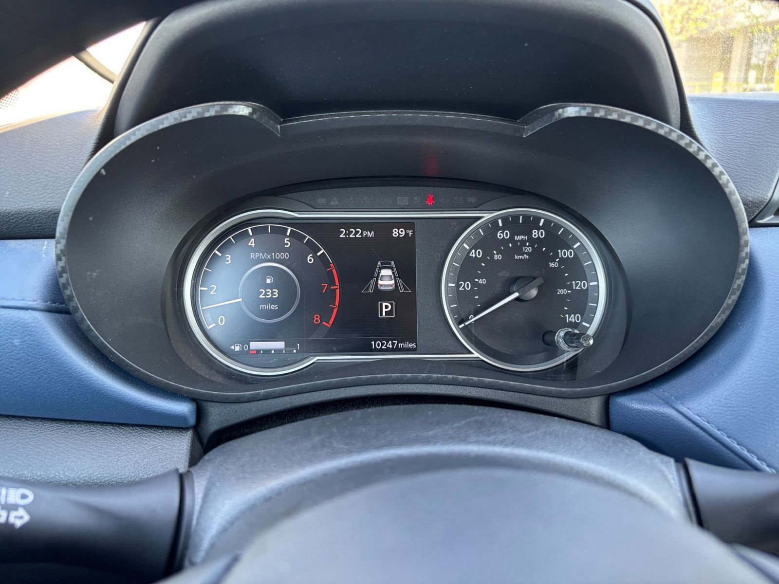 Used 2025 Nissan Versa SV image 38