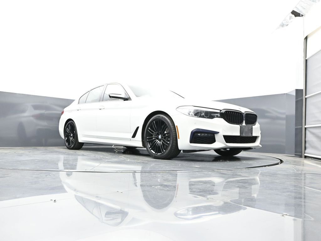 Used 2019 BMW 530i xDrive w/ M Sport Package AWD/4WD image 50