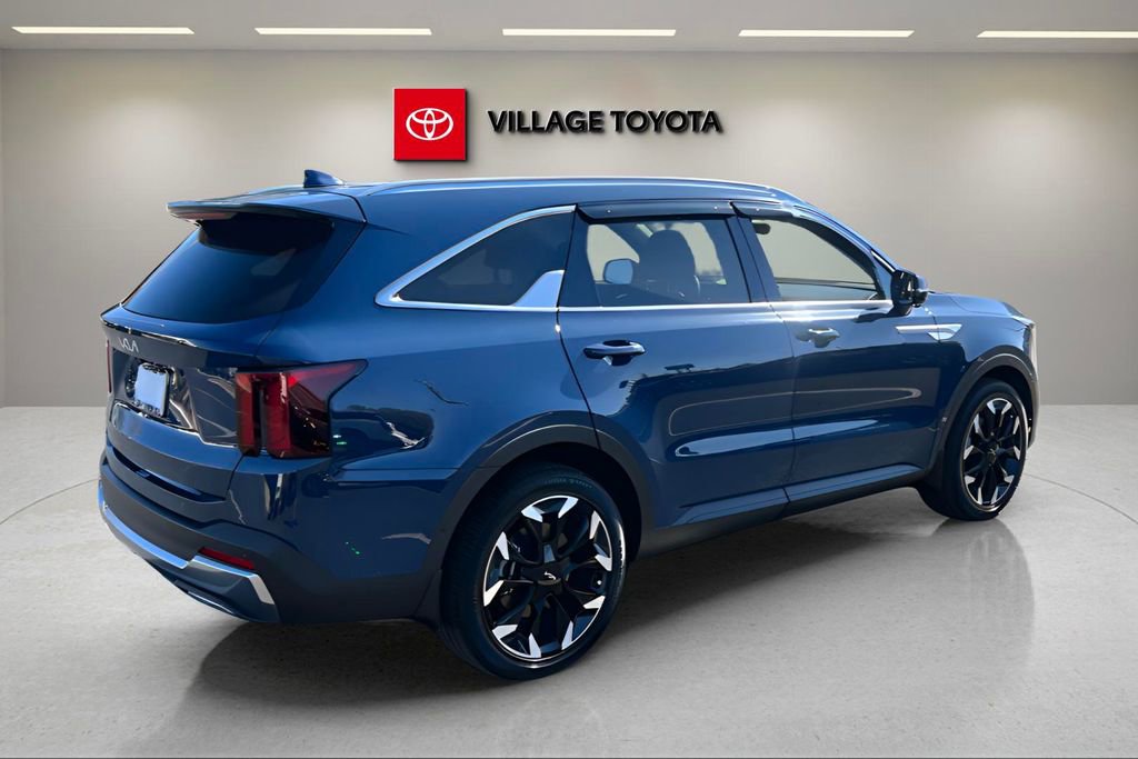 Used 2025 Kia Sorento SX image 5