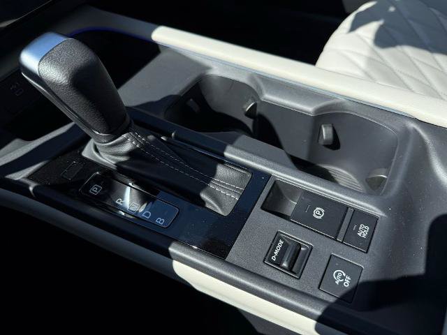 New 2026 Nissan Sentra SL w/ Floor Mat Package FWD image 26