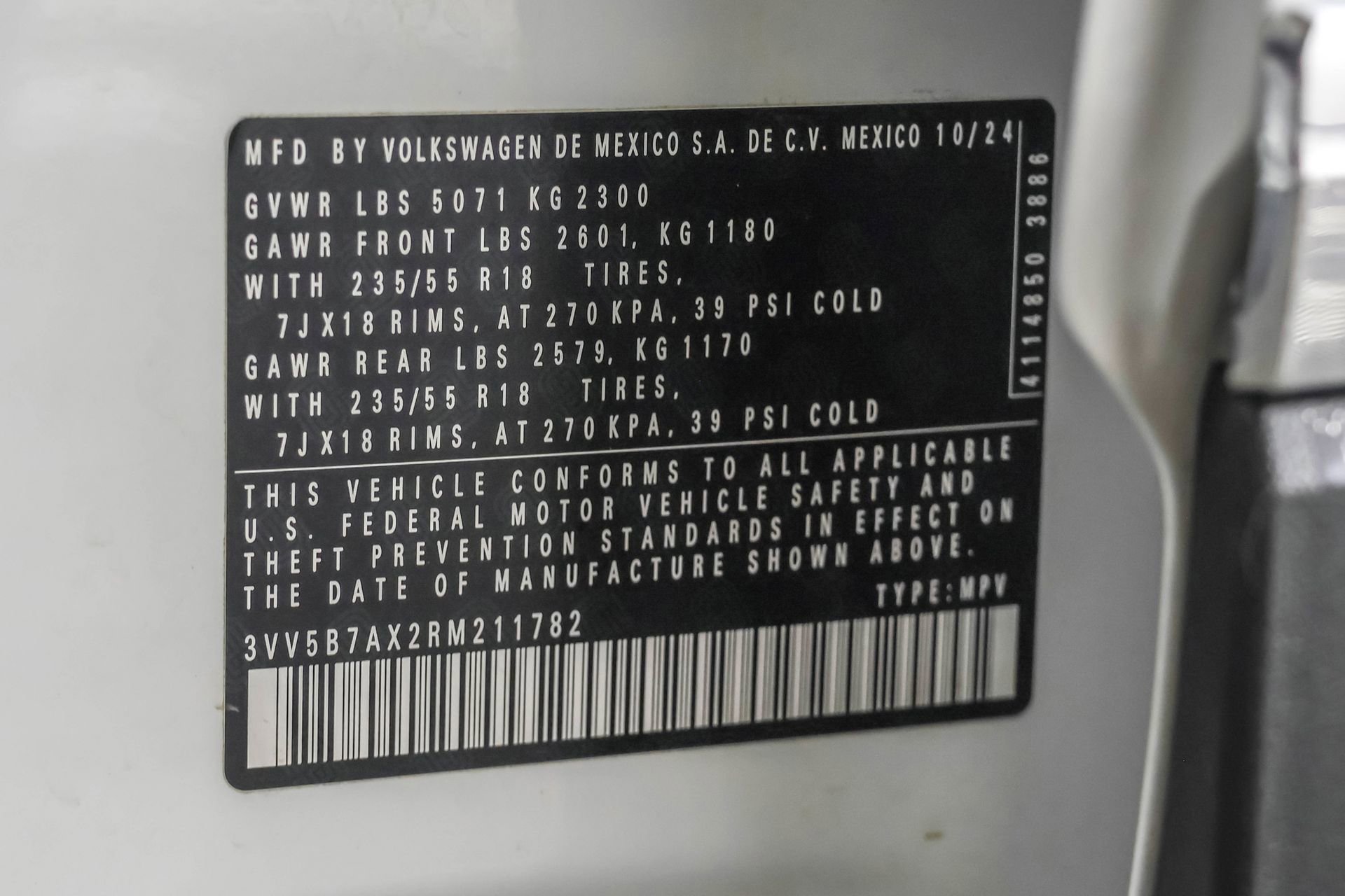 Used 2024 Volkswagen Tiguan Wolfsburg Edition image 49