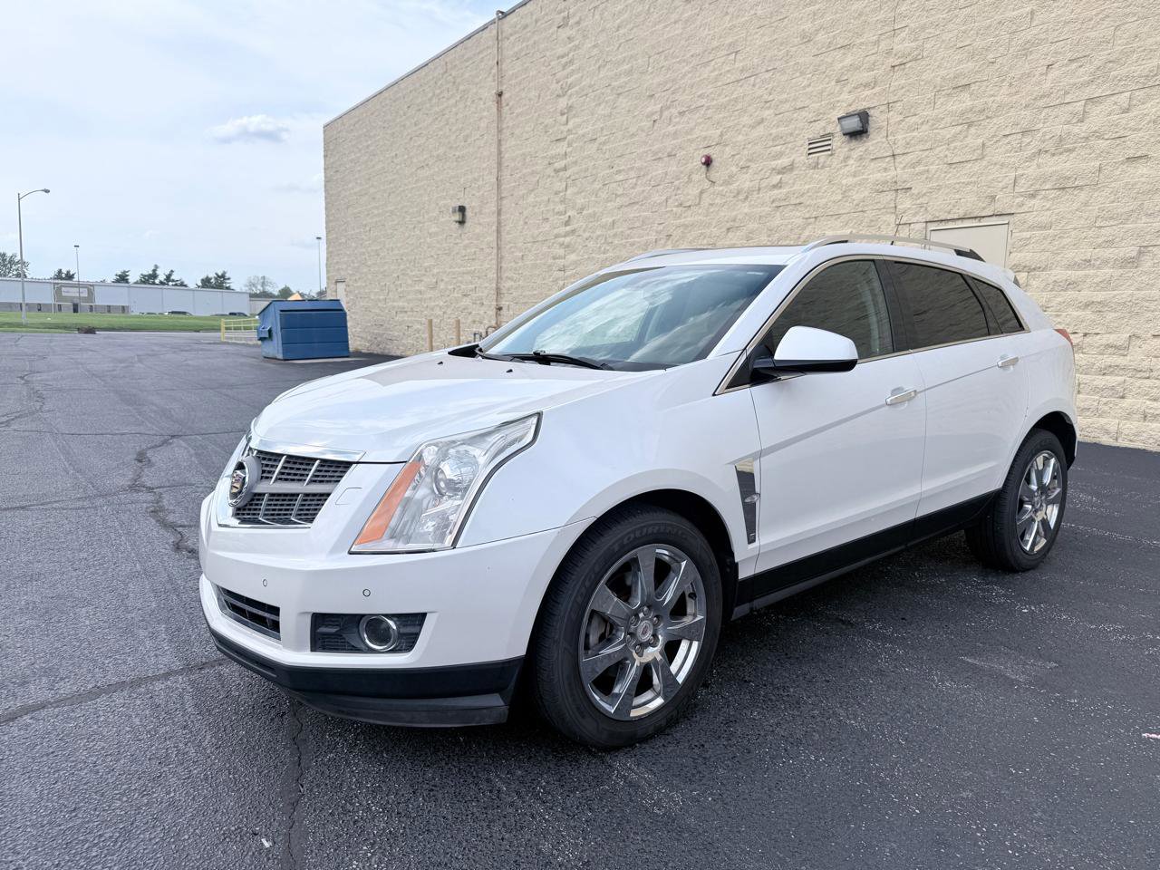 Used 2011 Cadillac SRX Premium FWD image 1