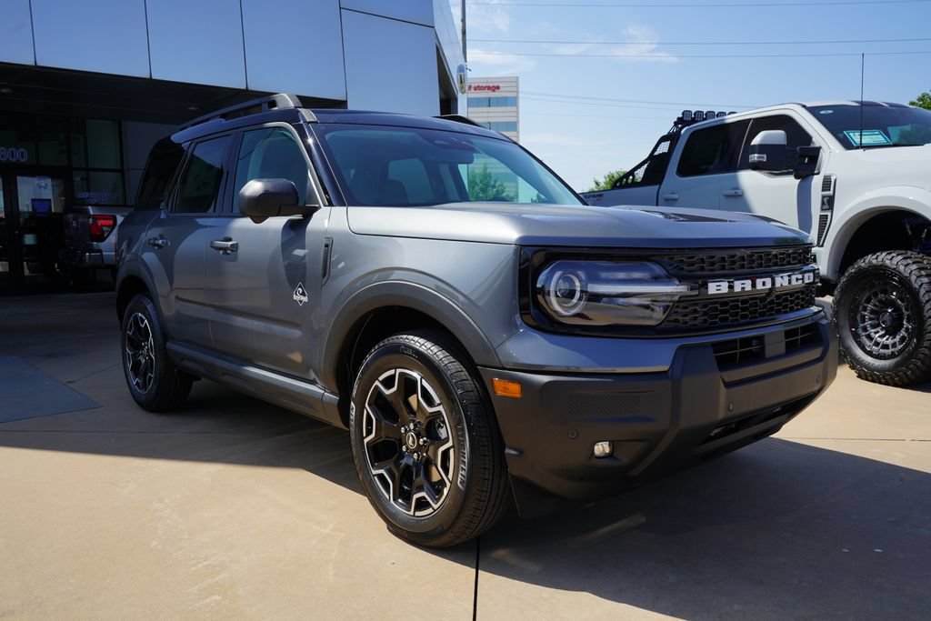 New 2026 Ford Bronco Sport Outer Banks w/ Outer Banks Tech Package+ AWD/4WD image 3