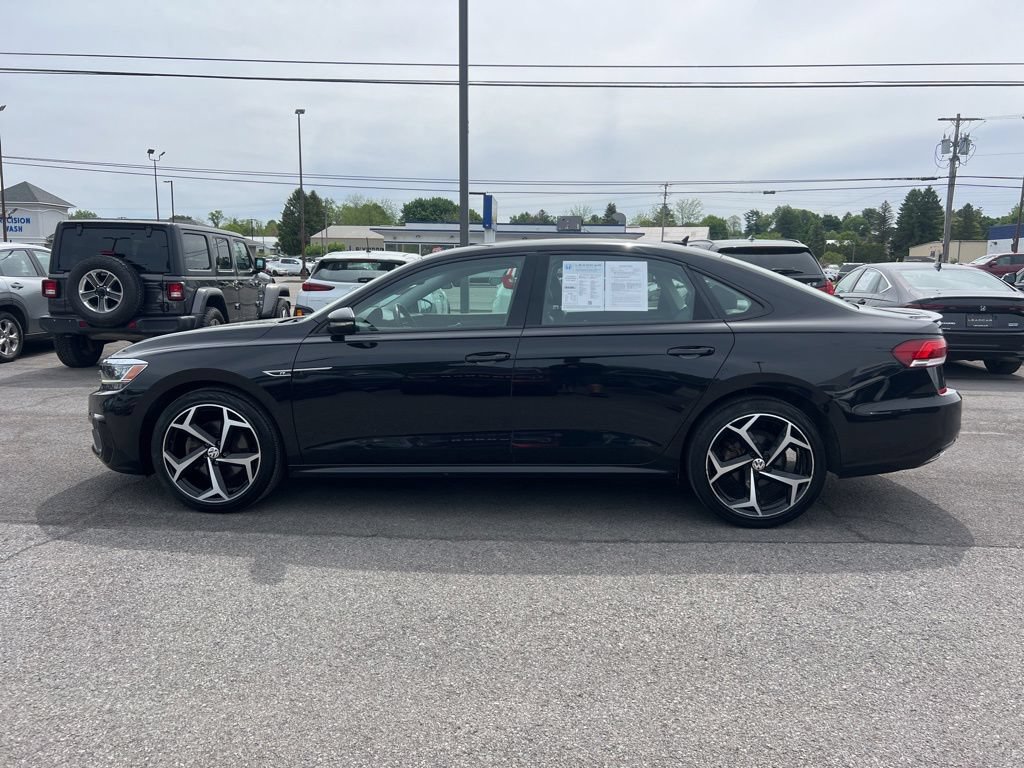 Used 2020 Volkswagen Passat 2.0T R-Line FWD image 2