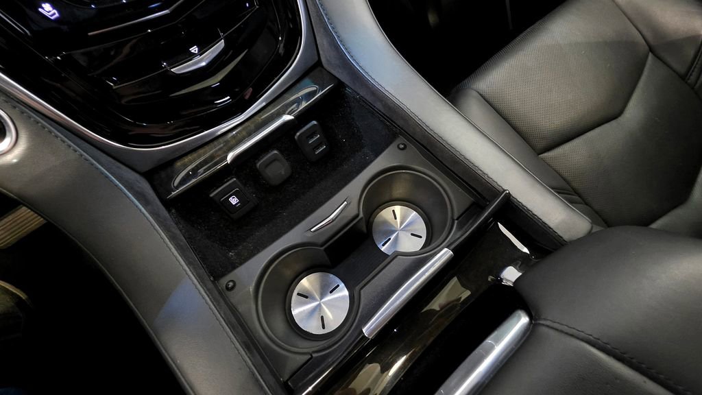 Used 2019 Cadillac Escalade Platinum AWD/4WD image 49