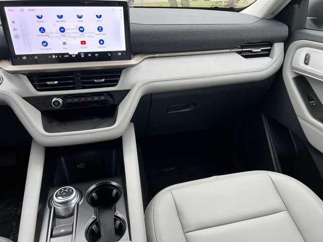 New 2026 Ford Explorer Active w/ Active Comfort Package AWD/4WD image 30