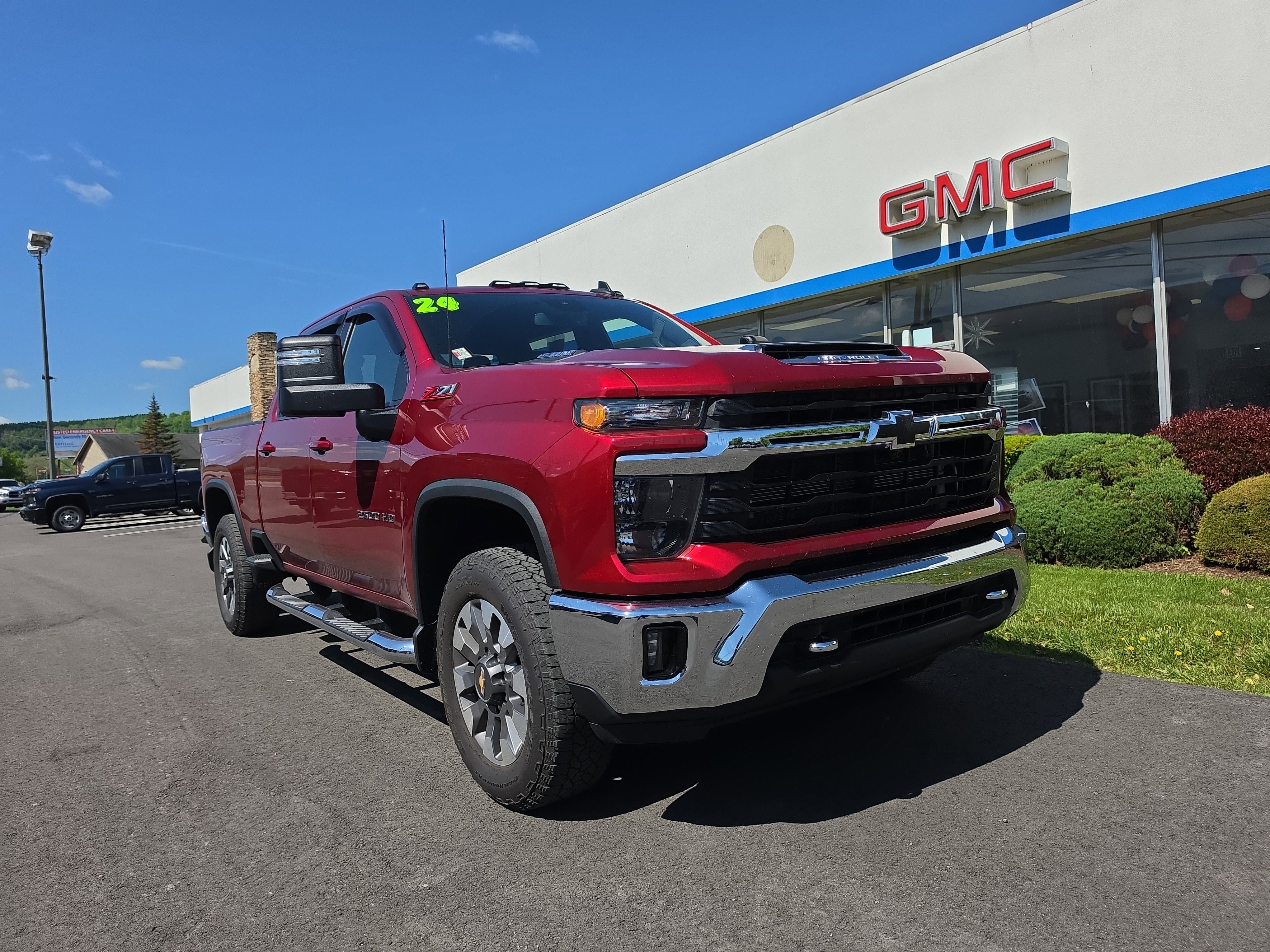 Used 2024 Chevrolet Silverado 2500 LT w/ All Star Edition AWD/4WD image 1