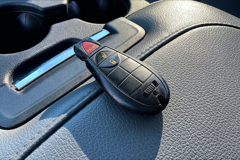 Used 2014 RAM 1500 Express image 31