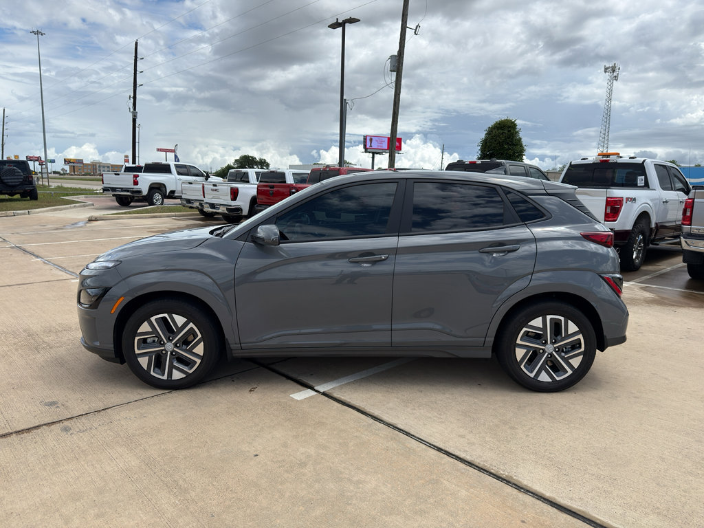 Used 2023 Hyundai Kona SEL FWD image 8