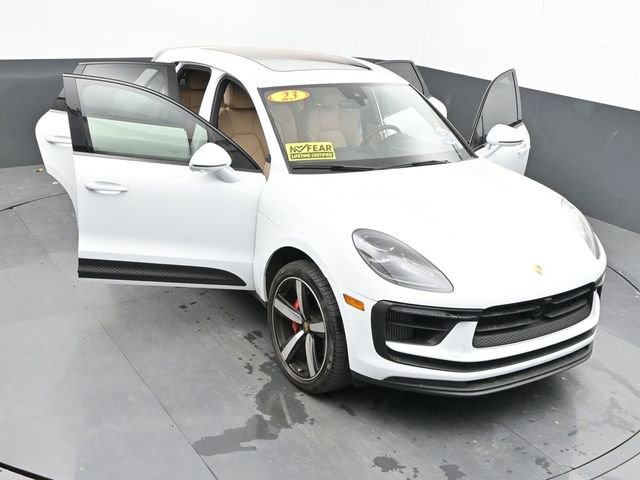 Used 2023 Porsche Macan S AWD/4WD image 57