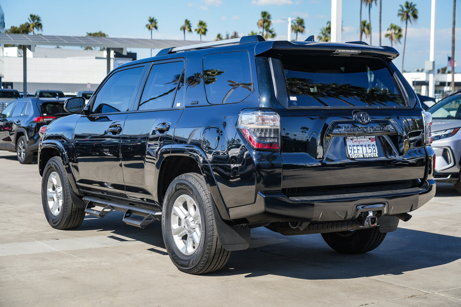 Certified 2023 Toyota 4Runner SR5 Premium w/ Moonroof Package AWD/4WD image 8