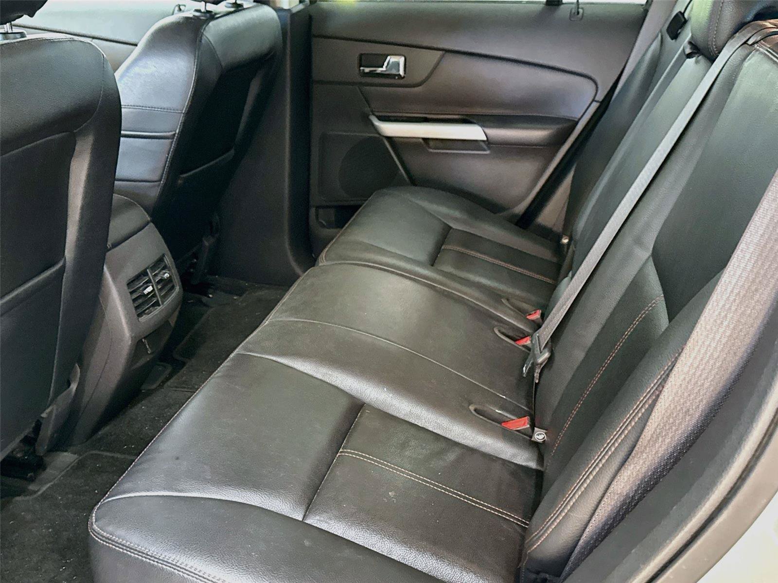 Used 2014 Ford Edge SEL w/ Equipment Group 205A AWD/4WD image 5