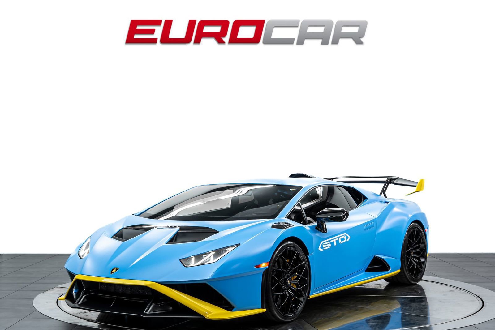 Used 2022 Lamborghini Huracan STO image 1
