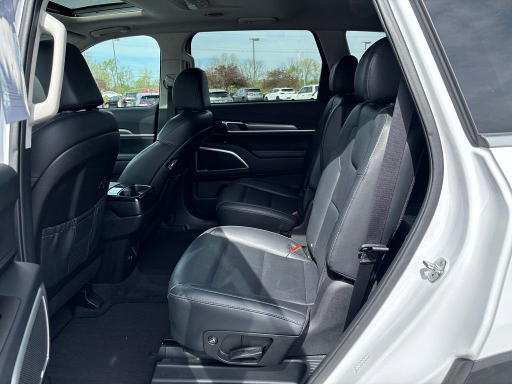 Used 2022 Kia Telluride S AWD/4WD image 18