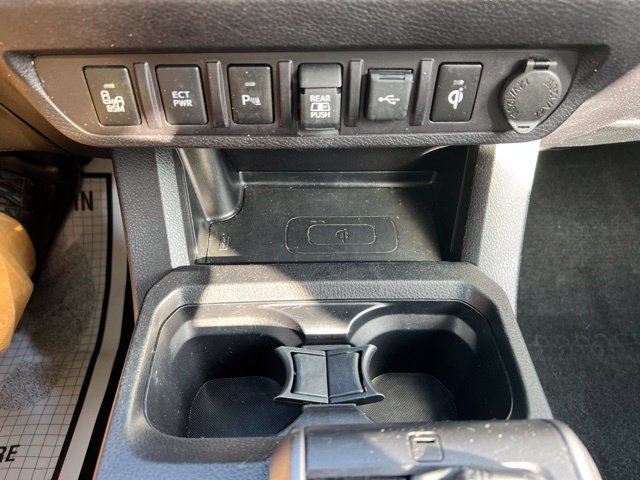 Used 2023 Toyota Tacoma TRD Sport w/ Technology Package AWD/4WD image 20
