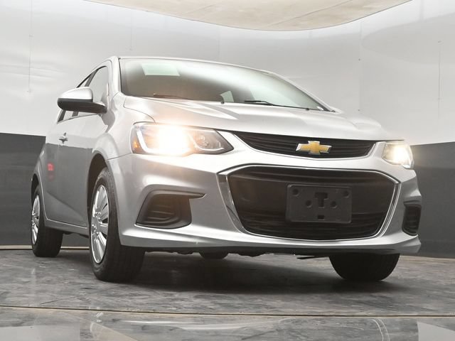 Used 2020 Chevrolet Sonic LT FWD image 10