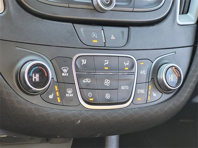 Used 2024 Chevrolet Malibu LT image 24