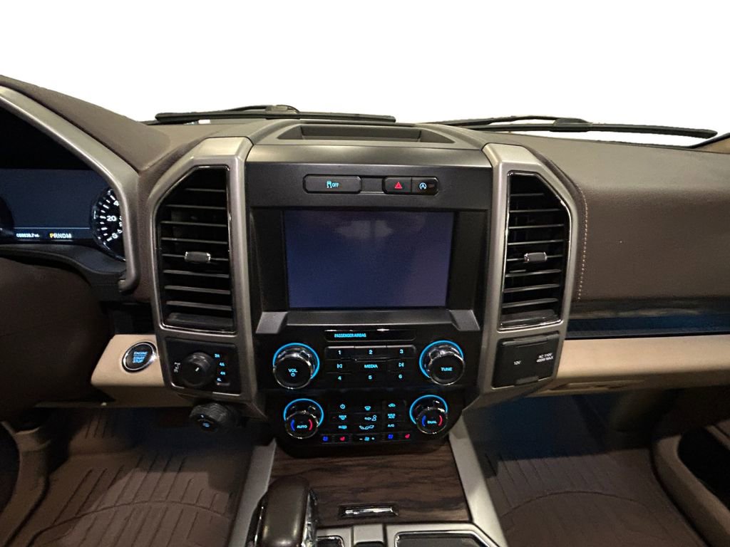 Used 2019 Ford F150 Lariat image 10