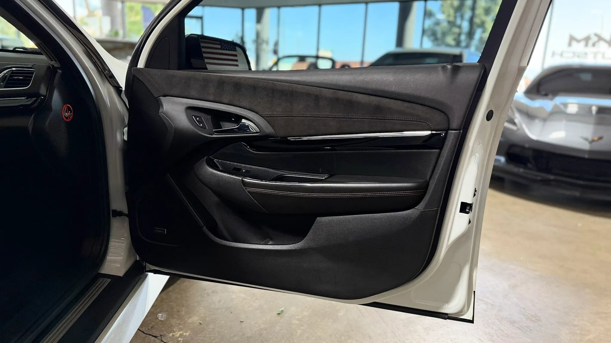 Used 2014 Chevrolet SS RWD image 20