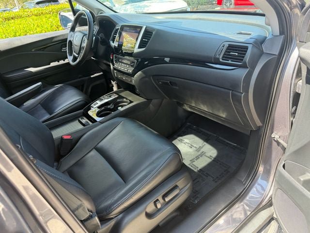 Used 2018 Honda Pilot Touring image 19